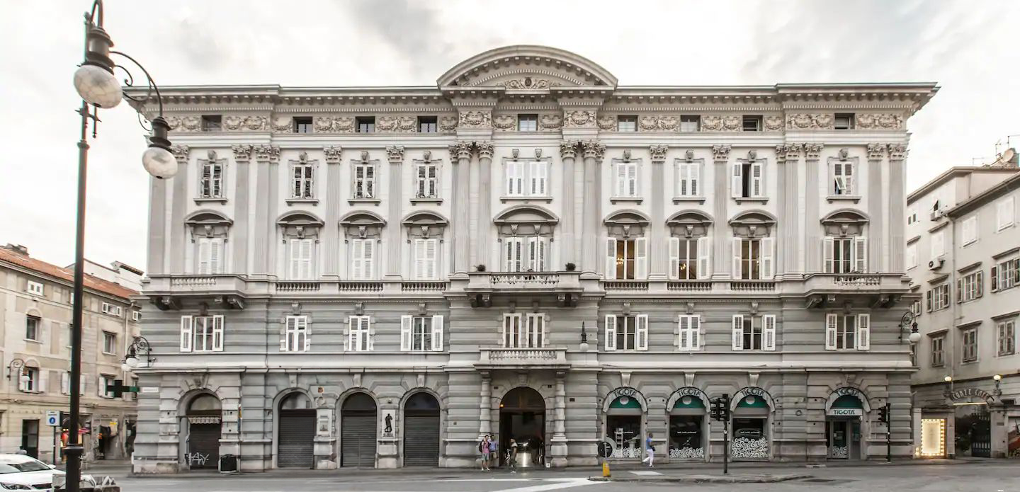 Palazzo Diana — Trieste